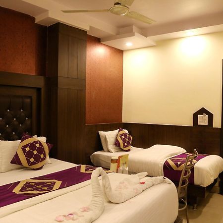 Hotel Shivam International - A Well Hygiene Property All Staff Vaccinated " Νέο Δελχί Εξωτερικό φωτογραφία