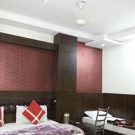 Hotel Shivam International - A Well Hygiene Property All Staff Vaccinated " Νέο Δελχί Εξωτερικό φωτογραφία