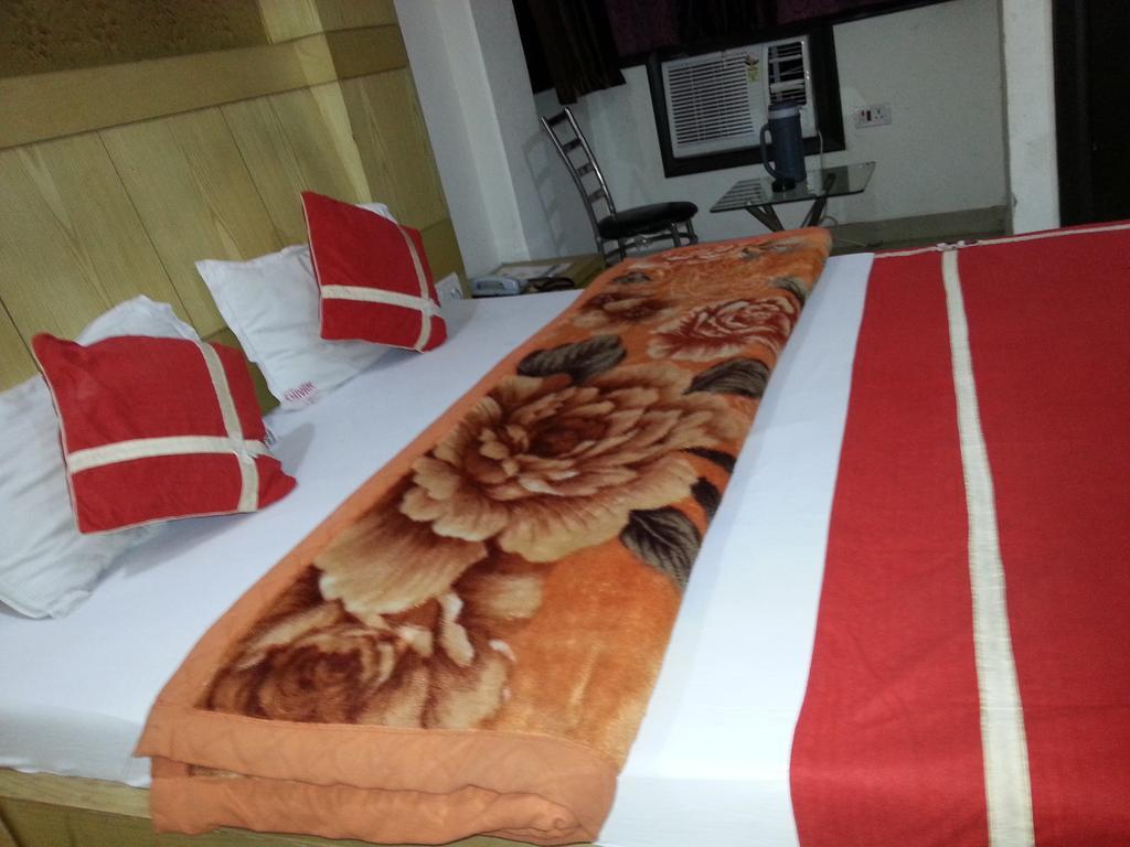 Hotel Shivam International - A Well Hygiene Property All Staff Vaccinated " Νέο Δελχί Δωμάτιο φωτογραφία