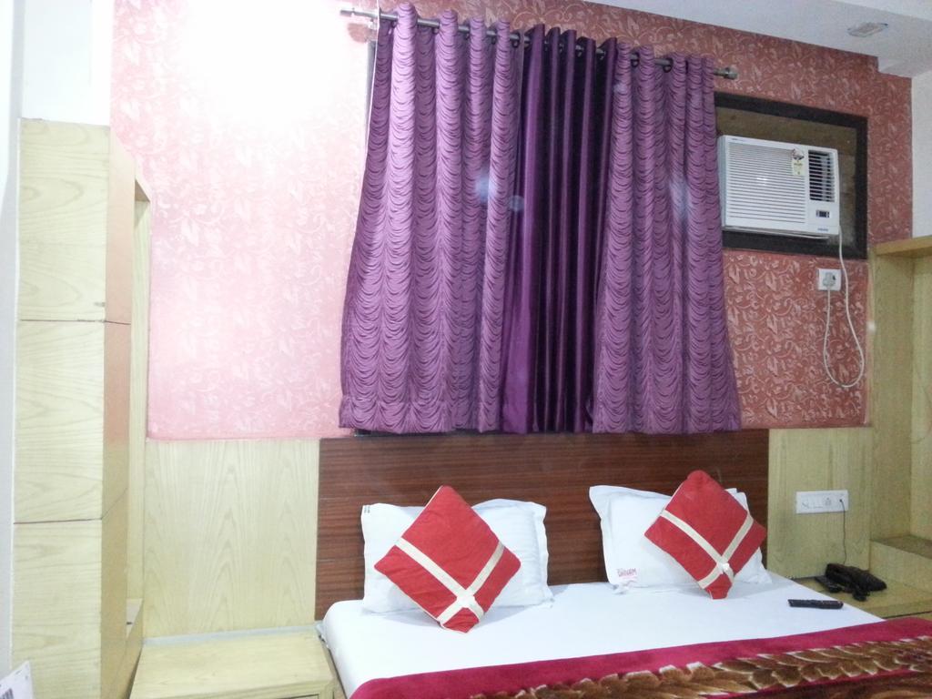 Hotel Shivam International - A Well Hygiene Property All Staff Vaccinated " Νέο Δελχί Εξωτερικό φωτογραφία