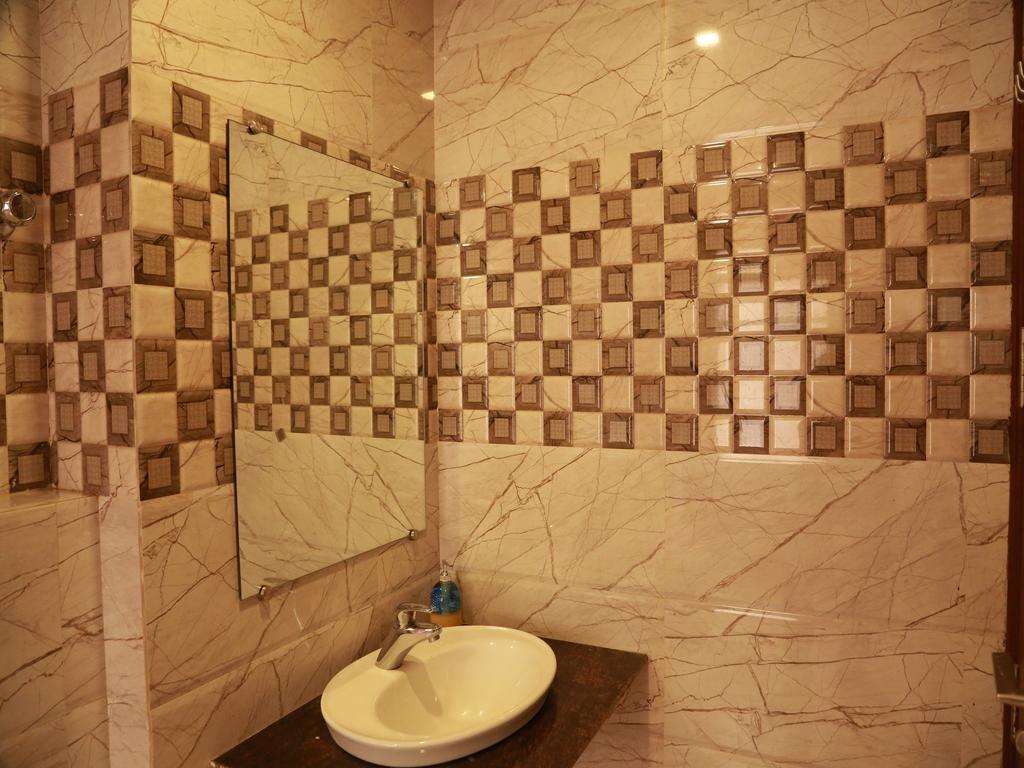 Hotel Shivam International - A Well Hygiene Property All Staff Vaccinated " Νέο Δελχί Εξωτερικό φωτογραφία