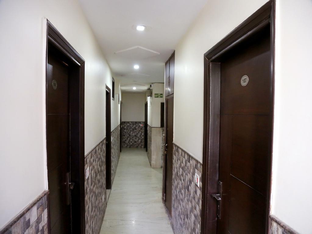 Hotel Shivam International - A Well Hygiene Property All Staff Vaccinated " Νέο Δελχί Εξωτερικό φωτογραφία