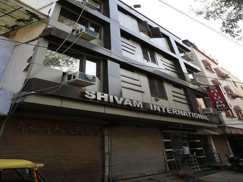 Hotel Shivam International - A Well Hygiene Property All Staff Vaccinated " Νέο Δελχί Εξωτερικό φωτογραφία